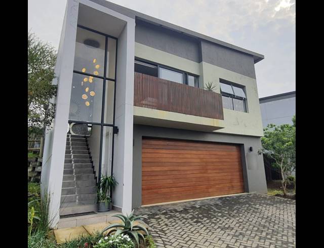 2 BEDROOM APARTMENT FOR SALE IN PALM LAKES ESTATE
